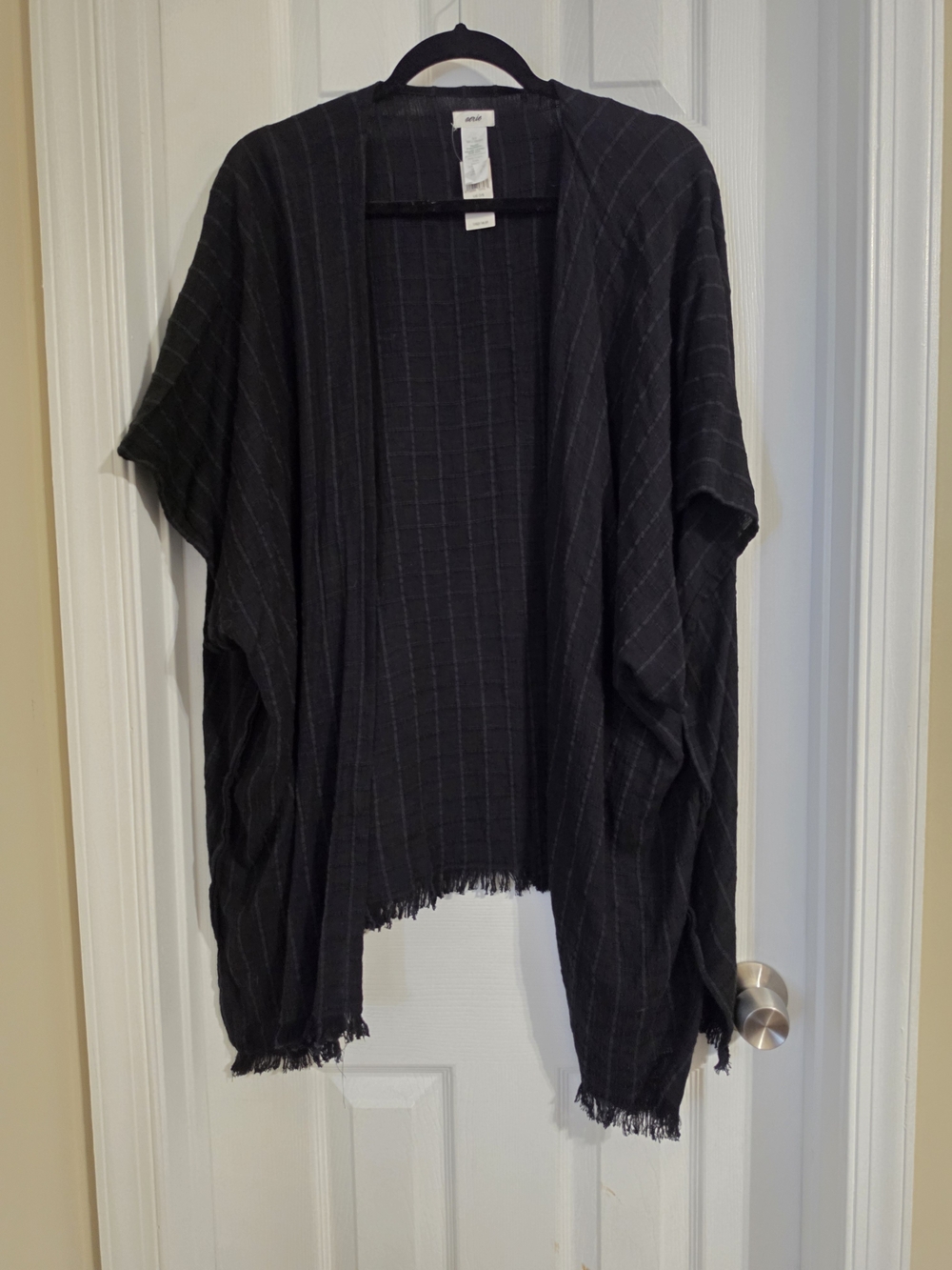 aerie Black Textured Open-Front